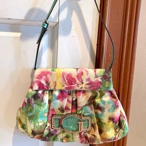 🎉HOST PIC🎉 GUESS floral bag w/rhinestones